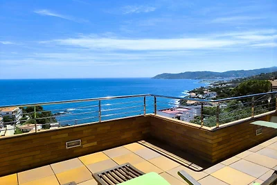 Great Sea Views - Pool Private