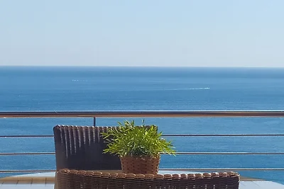 Great Sea Views - Pool Private