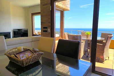 Great Sea Views - Pool Private
