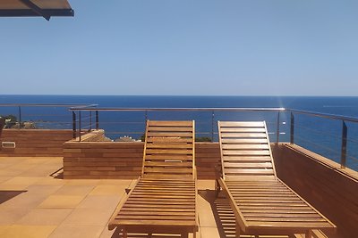 Great Sea Views - Pool Private