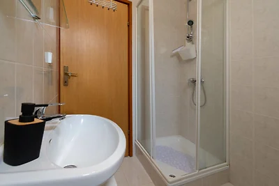55m² Balkon-Apartment-1 KM zum Meer