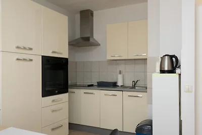 55m² Balkon-Apartment-1 KM zum Meer