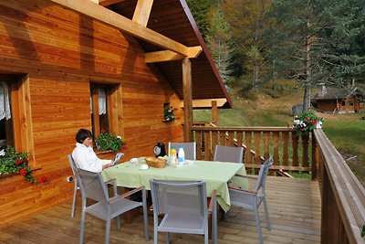 1. Superbe chalet traditionnel en lisière de...