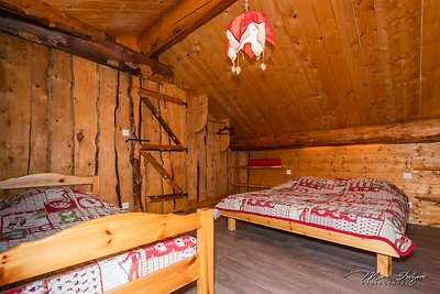 912. Superbe chalet rondins 10/12p, 140m²,...