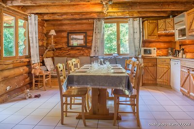 7. Beau chalet rondins 6/8 p, 3 ch, 85 m² N