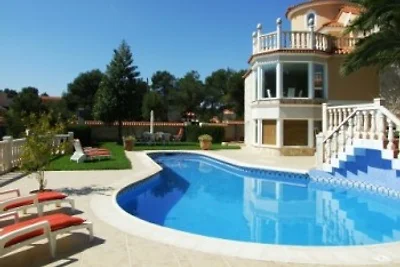 Casa-Carlos