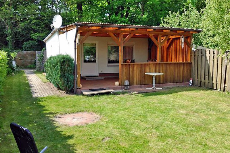 Ferienhauses mit überdachter Terrasse