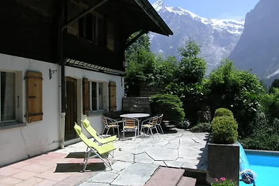 Chalet mit privatem Pool