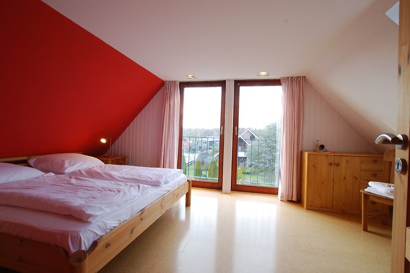 Schlafzimmer 1