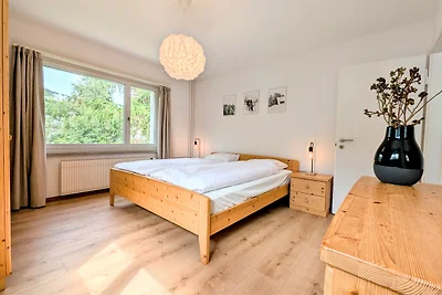 Sonnige 4.5 Zimmer Wohnung, Balkon