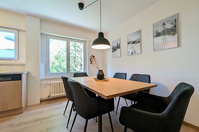 Sonnige 4.5 Zimmer Wohnung, Balkon