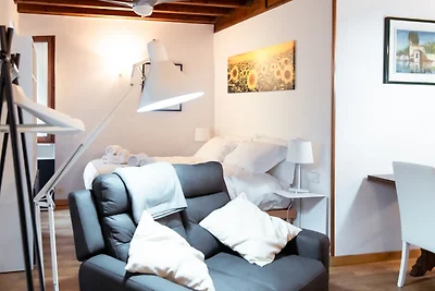 zona letto e tv (open space) zona letto e tv (open space)