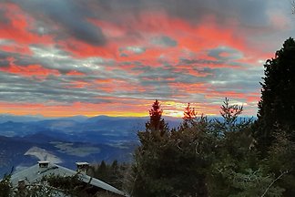 Authentiek Almhuis met adembenemend uitzicht