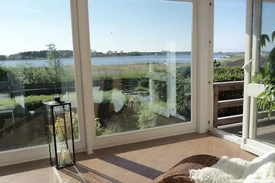 Villa am Peene-Ufer