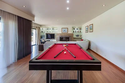 Villa Aqua