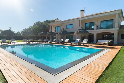 Villa Aqua