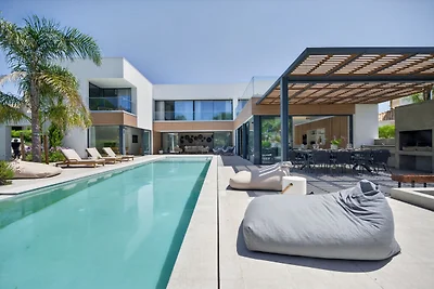 Villa Shakira