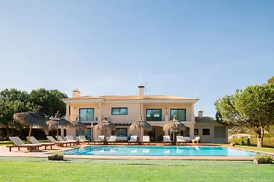 Villa Aqua