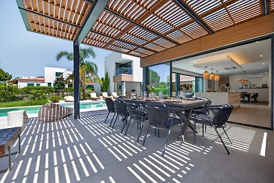 Villa Shakira