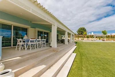 Villa Lotus