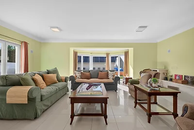 Villa Quinta da Marinha II