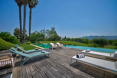 Villa Scenic