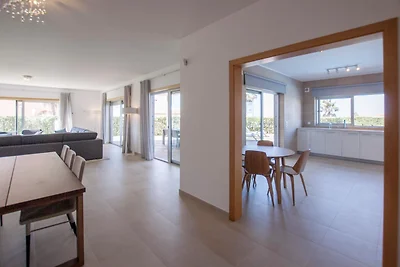 Villa del Rey III