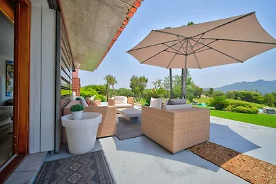 Villa Scenic