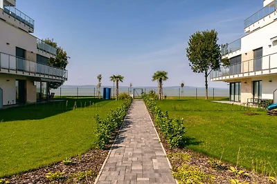 Balaton Bliss Lakeside Apartment