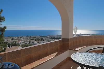 Penthouse in San Juan de Capistrano, Nerja