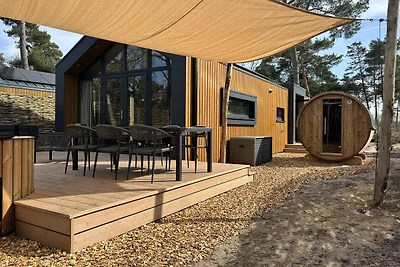 Wald-Lodge mit Hot Tub & Sauna | 4 Pers.