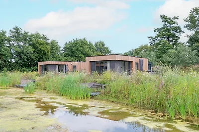 Wasserlodge 2 Deluxe mit Sauna und Hot Tub