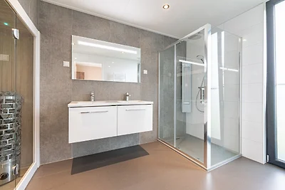 Waterlodge 2 Deluxe met sauna en hottub