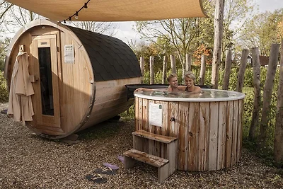 Parklodge mit Whirlpool & Sauna | Hundezaun |...