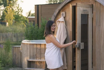 Parklodge mit Whirlpool & Sauna | Hundezaun |...