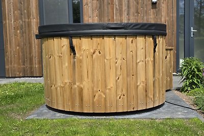 Waterlodge 2 Deluxe met sauna en hottub