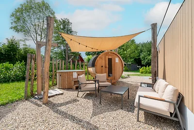 Wasserlodge 6 Deluxe mit Sauna und Hottub