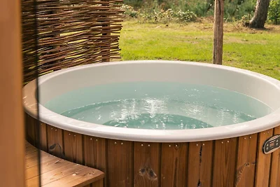Wasser-Lodge mit Hot Tub | 2 Pers.