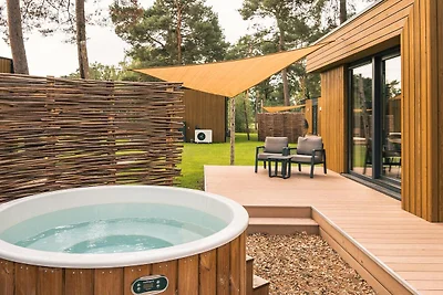 Spa-Lodge mit Hot Tub & Innen-Sauna | 2 Pers.