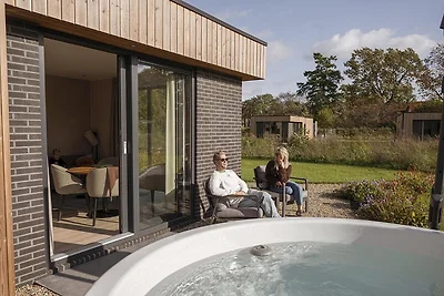 Wasserlodge mit Hot Tub & Sauna | 2 Pers.