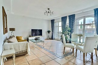 Nadia By Terry's Homes - Carré d'Or