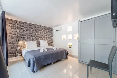 Valentine By Terry's Homes - Centre