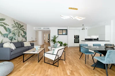 Maxime By Terry's Homes - Carré d'Or