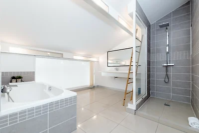 Valentine By Terry's Homes - Centre