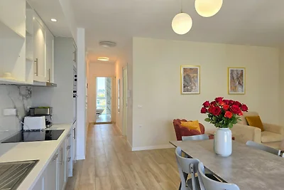 White Moon Apartment 302