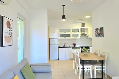 Lura 2 Holiday Homes 091