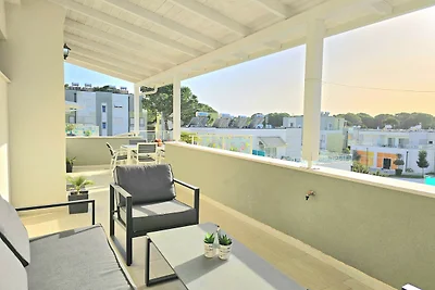 Perla Modern Penthouse 216