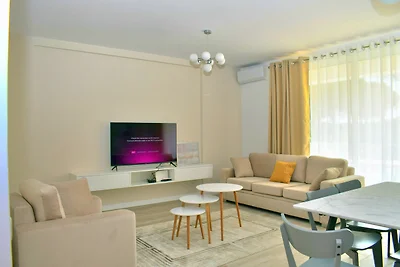 White Moon Apartments 302