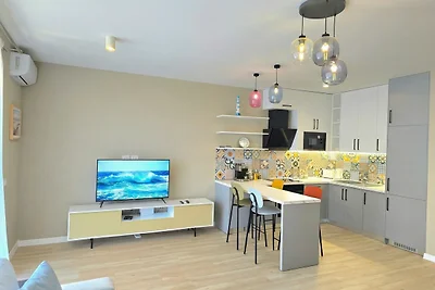 White Moon Apartment 301