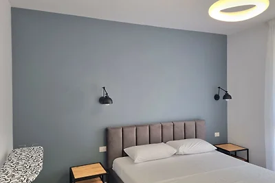 White Moon Apartments 301